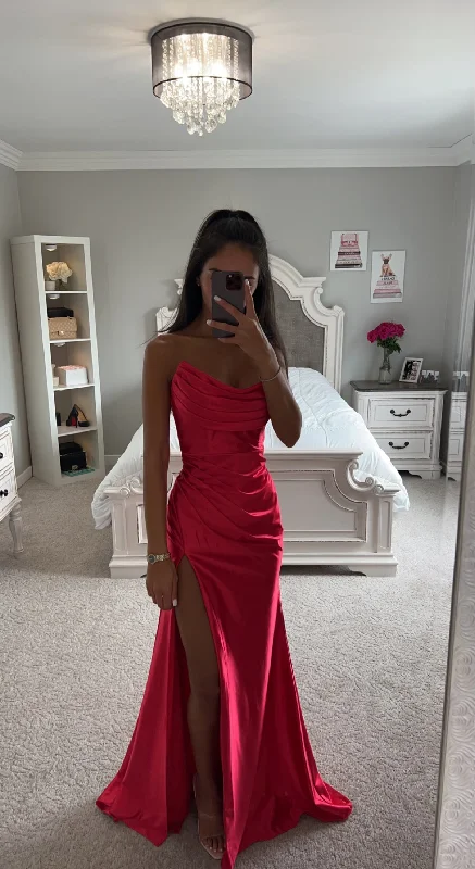 RED ASYMMETRICAL SATIN GOWN Long sleeve unclassified dresses