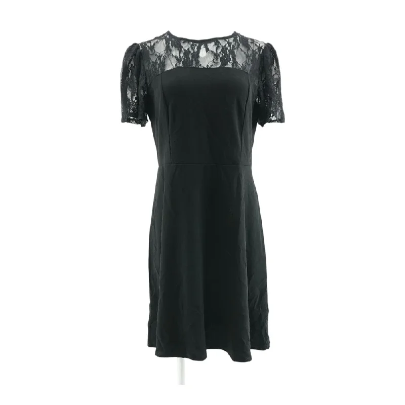 Black Solid Midi Dress